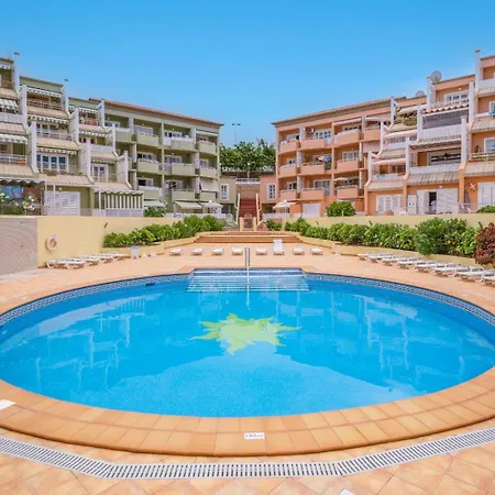 Orlando Complex By The Pool *