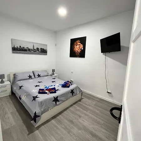 Apartment Orlando Complex By The Pool Costa Adeje (Tenerife)